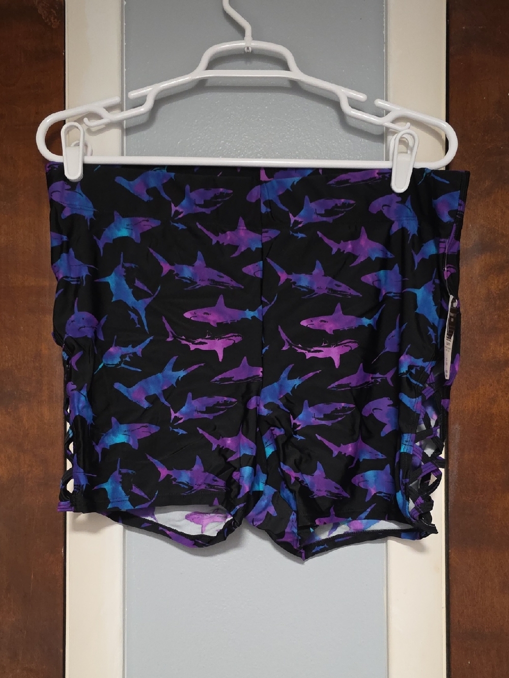 NWT SIZE 1 Torrid Black & Purple Shark-Print Strappy Swim Shorts